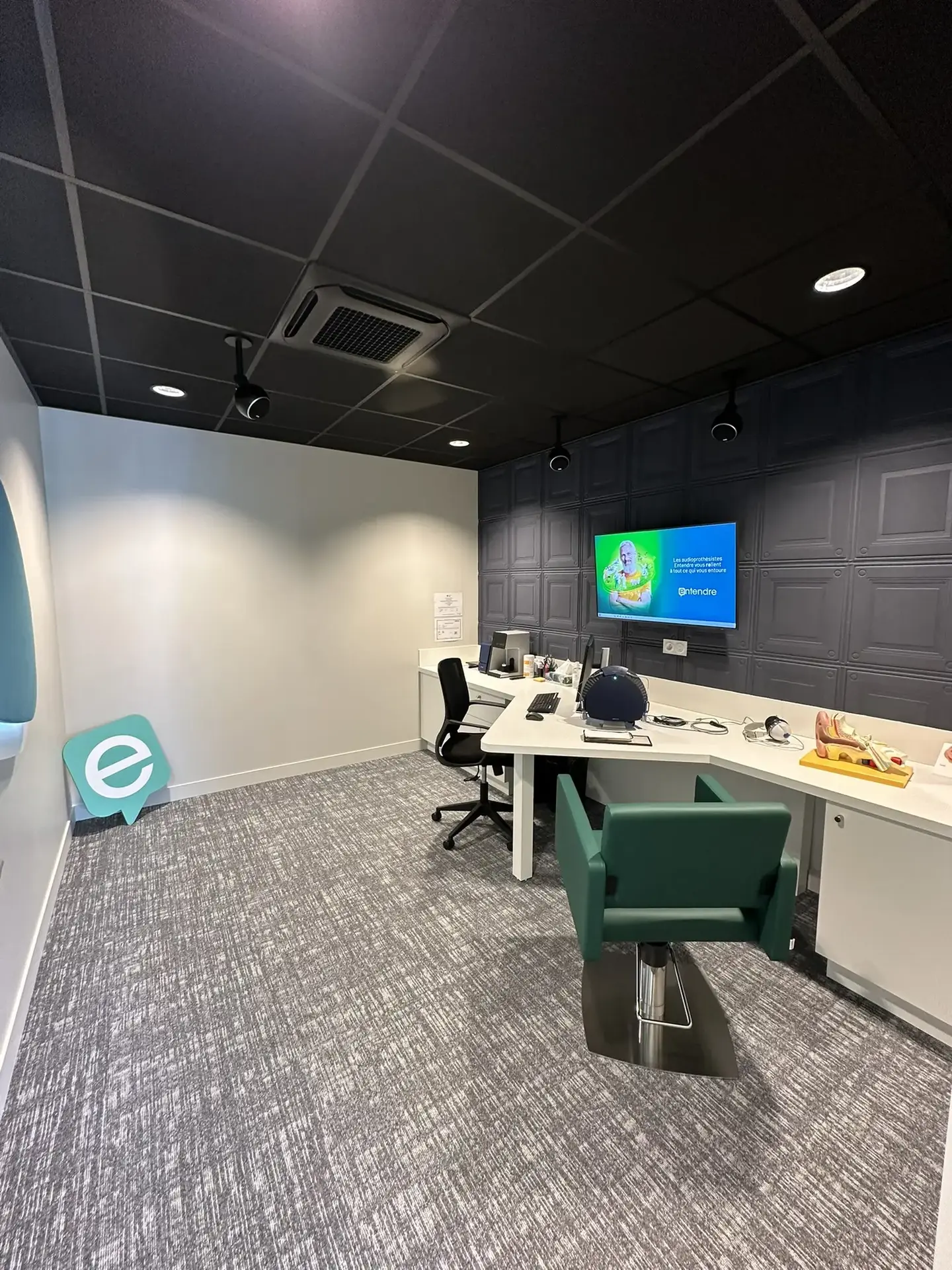 Photo Audioprothésiste Entendre Tours Nord